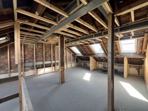 Photo 7- click for photo gallery